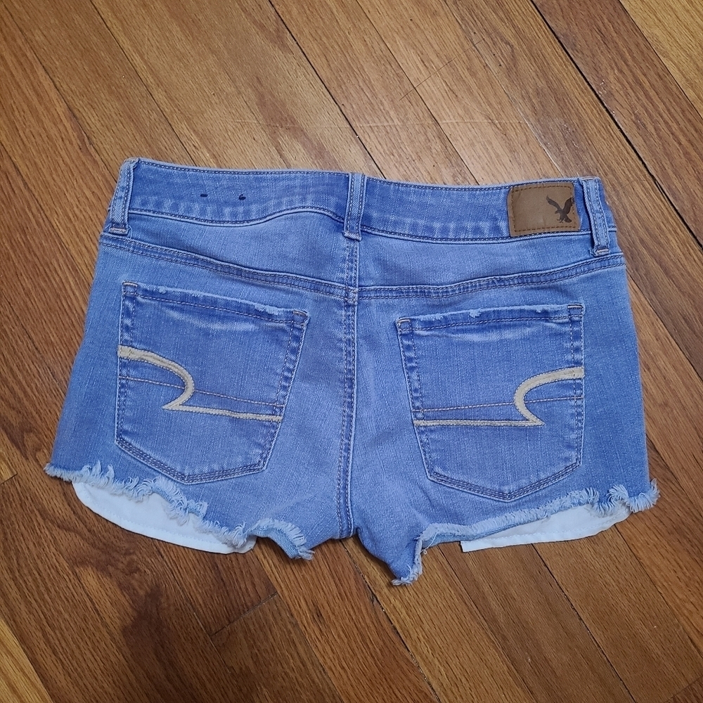 American Eagle Denim Shorts Size 4 - Picture 4 of 6